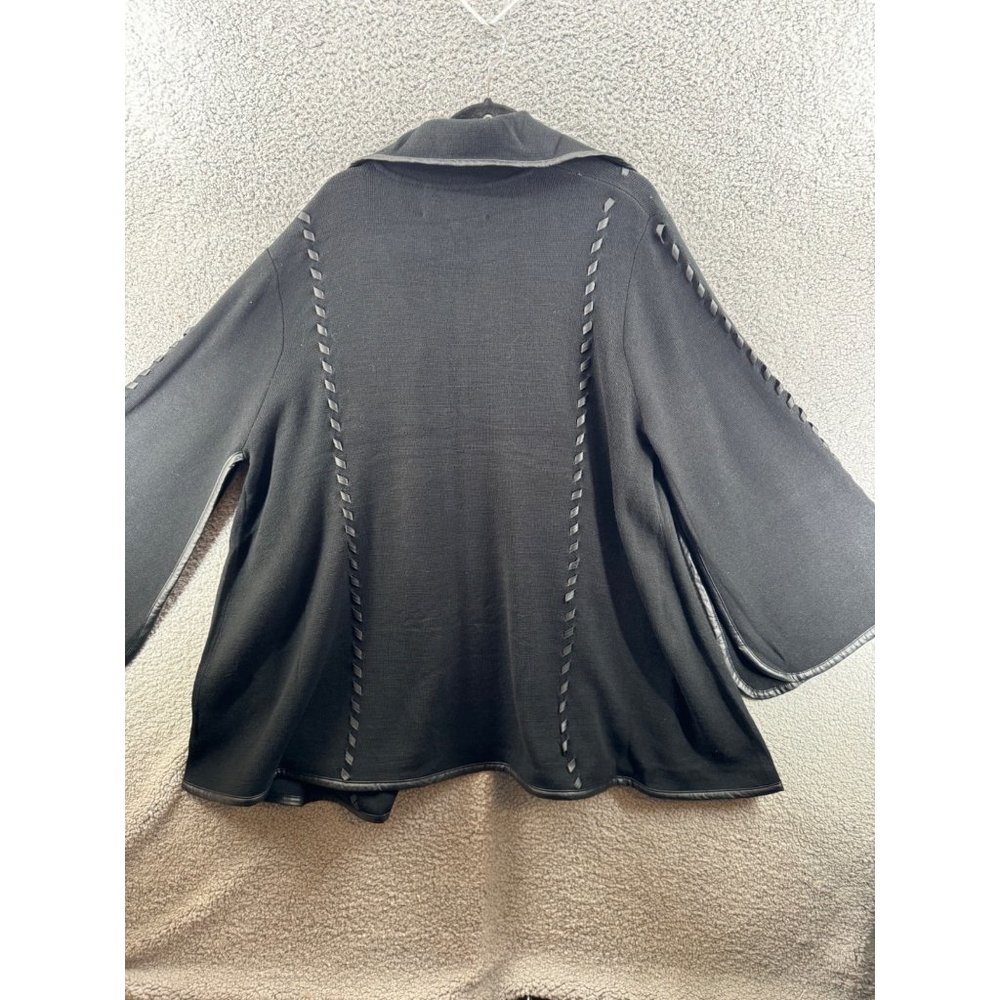 Patricia Nash Vintage Group Sleeved Cape Black One Size NWT - Picture 3 of 12